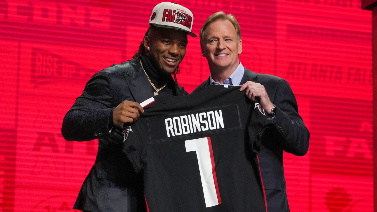 Fantasy Football Early Outlooks: Bijan Robinson