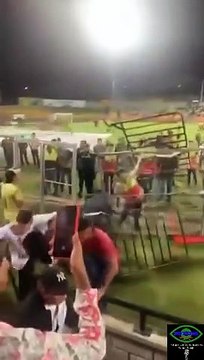(EN VIDEO) Partido de las estrellas convocado por la Liendra terminó en disturbios