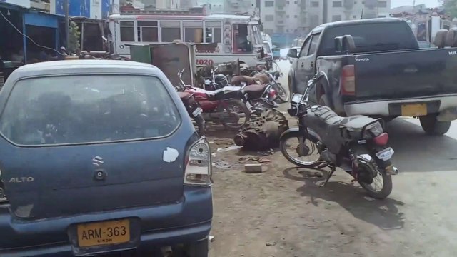 Rebuilding Hino 7d engine fitting full engine