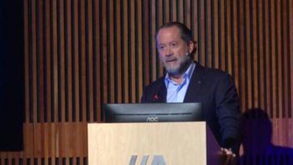 Escotet propone una "cultura emprendedora" para crear empresas y mejorar la economía