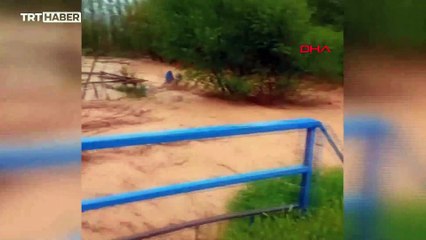 Birçok ilde sağanak sele dönüştü: Evler, yollar ve tarım arazileri su altında kaldı