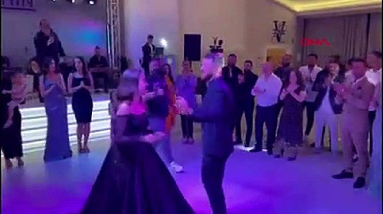 SPOR Borussia Dortmundlu milli futbolcu Salih Özcan evliliğe ilk adımı attı