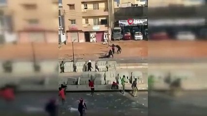 Les rues se mélangent au Sénégal après la condamnation d'un chef de l'opposition à la prison