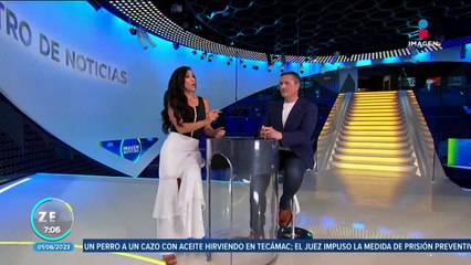 Mujer es descubierta chateando con su amante