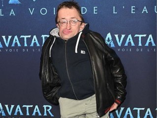 Atteint de la maladie des os de verre, l'humoriste Guillaume Bats, 36 ans est parti