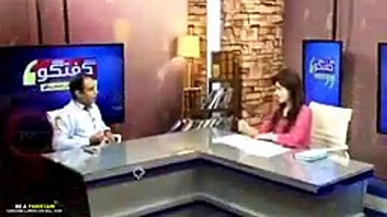 Funny_Pakistani_News_Reporters_Funniest_Moments_Caught_On_Camera.