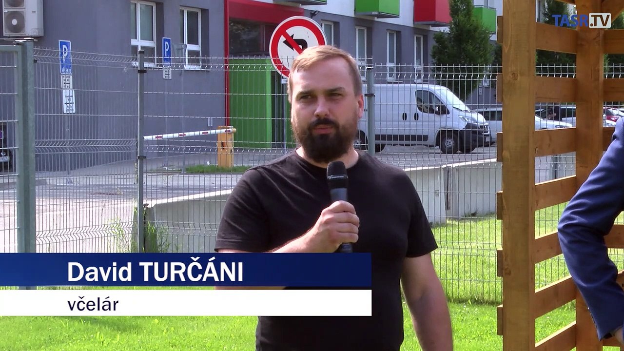 LIDL osadením včelích úľov prispieva k boju proti zmene klímy