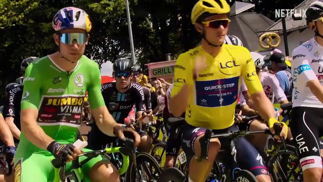 Tour de France : Au coeur du peloton - saison 1 Bande-annonce VF