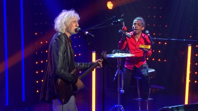 Louis Bertignac interprète C'est le soir dans le Grand Studio RTL