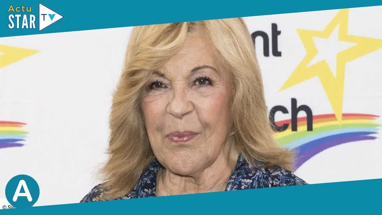 “Elle remue ses fesses sans arrêt” : Nicoletta dézingue Aya Nakamura