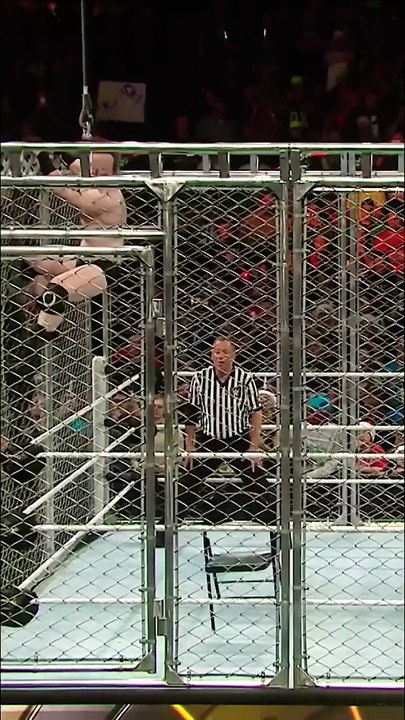 Roman Reigns’ chair flip  #Short