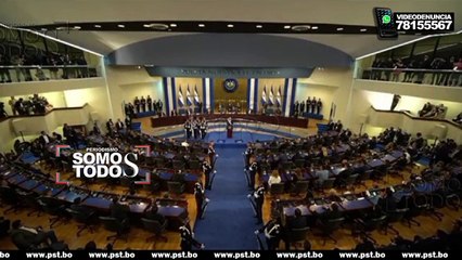 Bukele propone reducción de municipios y diputados