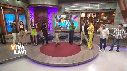 Fernando Carillo comparte foto como "Dios los trajo al mundo"