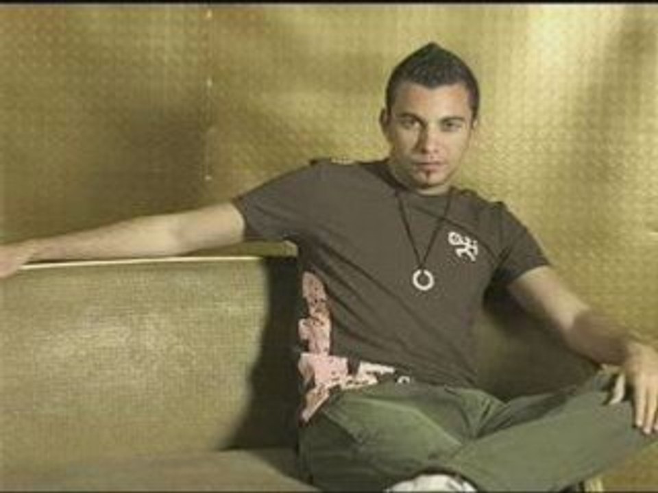 me recuerda a ella ..sergio contreras