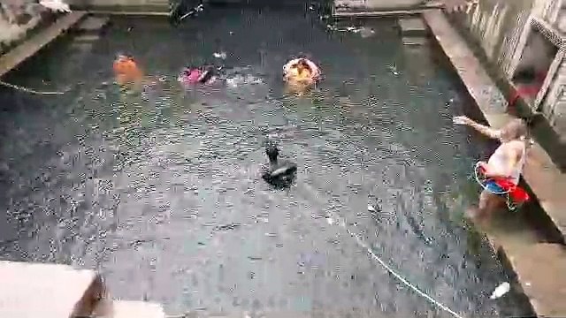 बावड़ी में किशोर डूबा, ऑक्सीजन सिलेण्डर से 12 घंटे में निकाला शव