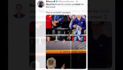 Finale C3 : Mourinho donne sa médaille à un jeune fan et enflamme la toile