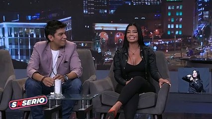 "Si Peso Pluma canta, nosotros también" conductora así se expresa