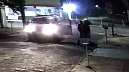 Soldador denuncia socos e puxões de cabelo de PMs durante abordagem