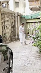 Malaika Arora का सिंपल लुक में दिखा दिलकश अंदाज़