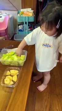 Baby Giving Food To Father | Babies Funny Moments | Cute Babies |Naughty Babies | Funny Babies #baby