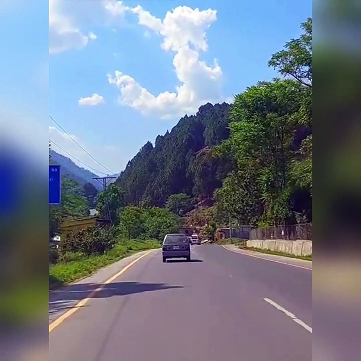Thakot Road Beauty