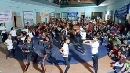 International players were shocked to see the girls' karate of Burhanpur