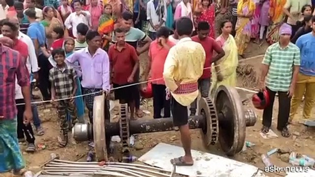 Disastro ferroviario in India: il bilancio ? di quasi 300 morti e oltre 900 feriti