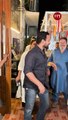 Kareena Kapoor, Saif Ali Khan, Karisma Kapoor step out for a family dinner in Mumbai