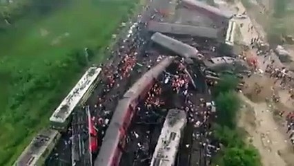 Odisha train tragedy Celebs express grief, call for blood donation