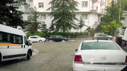 Ankara'da sağanak ve dolu etkili oldu