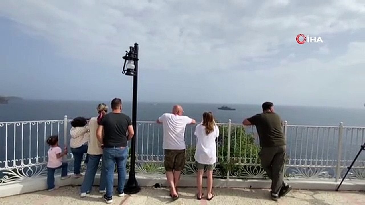 Cumhurbaşkanı Erdoğan'ın Göreve Başlamasıyla 101 Pare Top Atışı Gerçekleştirildi