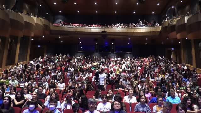 Güney Koreli müzik grubu Ciipher konser verdi