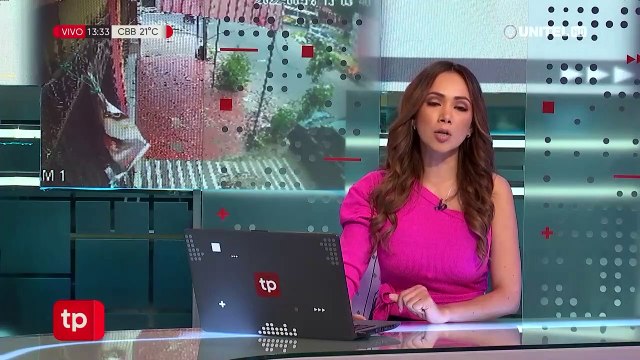 Embarazada está en terapia intensiva tras caer de un micro en movimiento en Santa Cruz