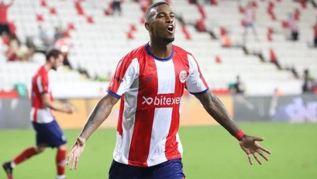 Nuri Şahin parlattı, Acun Ilıcalı alıyor! Süper Lig'e damga vuran golcü, Hull City yolunda