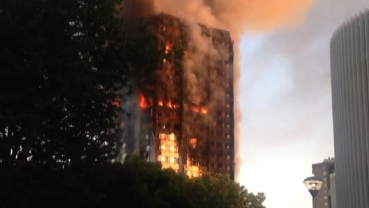 Londra, cinque anni fa l'incendio alla Grenfell...