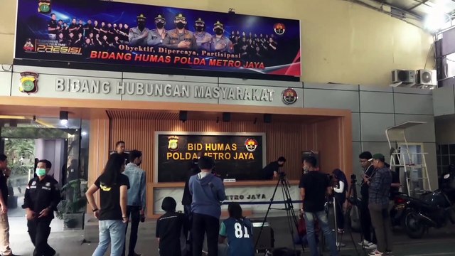 Iko Uwais Laporkan Balik Rudi terkait Pencemaran Nama Baik