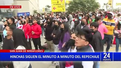 Download Video: SJM: ¡Siempre alentando! hinchas de la Selección Peruana vivieron el repechaje en pantalla gigante