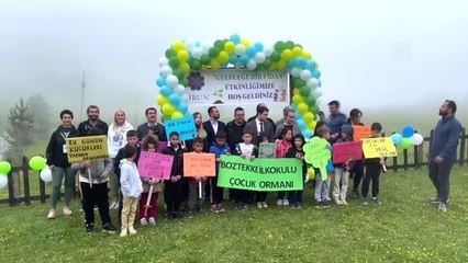 Öğrenciler 1800 rakımdaki tabiat parkında fidan dikti