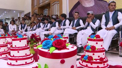 زفاف جماعي متقشف لسبعين ثنائيا في كابول