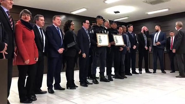 Jéssica Carozza e Zaqueu Domingos recebem moção de aplausos pelo projeto Patrulha Amiga