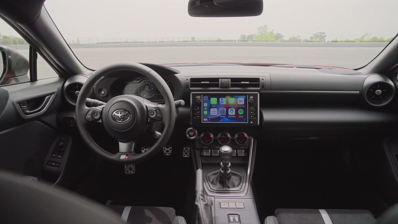 Neuer Toyota GR86 - Interieur - Fahrgastraum und Gepäckabteil
