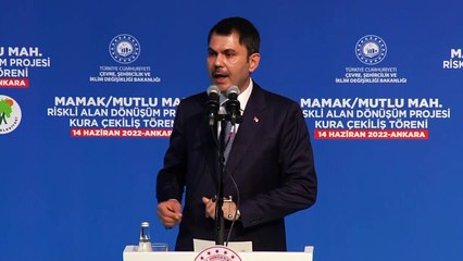Bakan Kurum, Mamak’ta 238 konutun kura çekim törenine katıldı