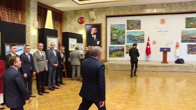 TBMM Başkanı Şentop, Ülkemden Renkler adlı resim sergisinin açılışına katıldı (1)