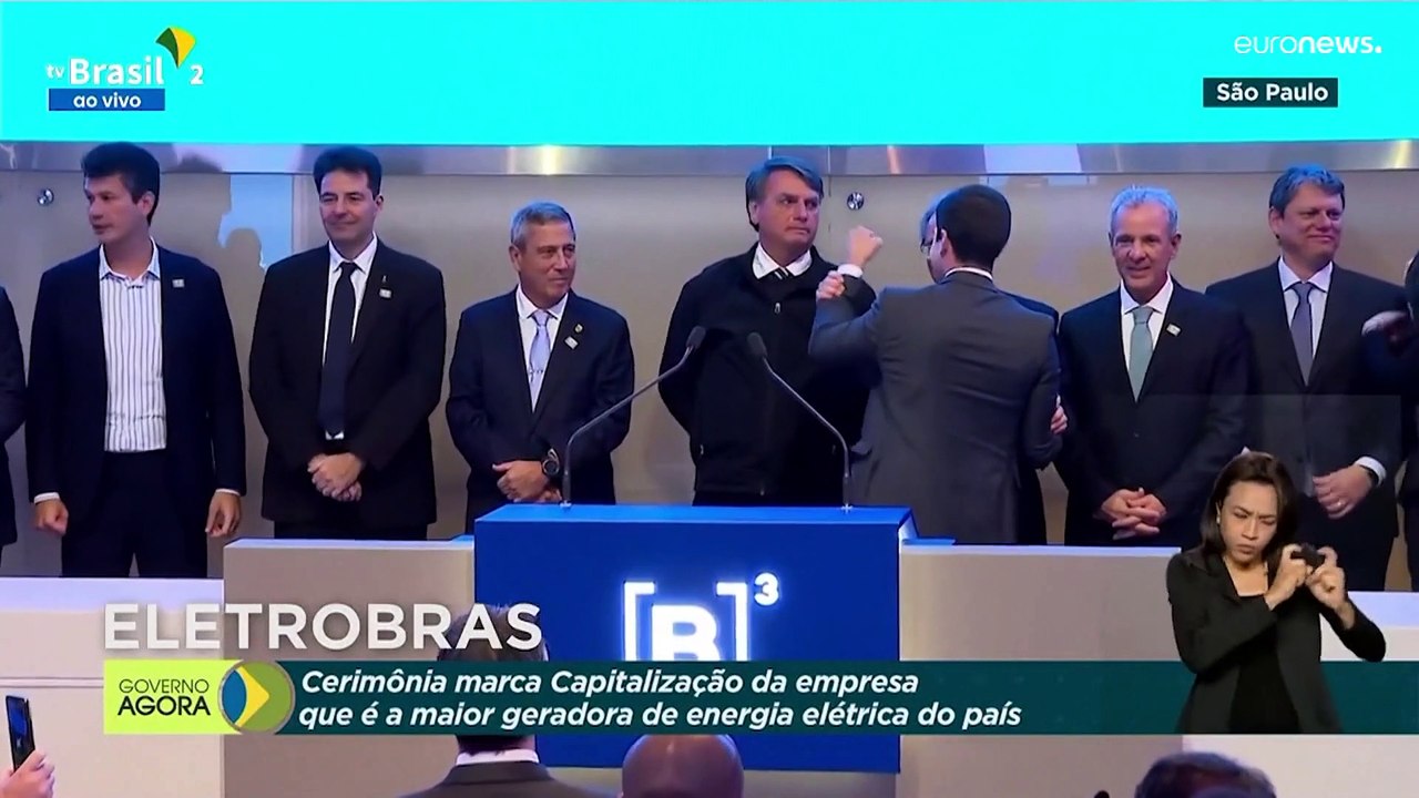 Bolsonaro assinala privatização da Eletrobras