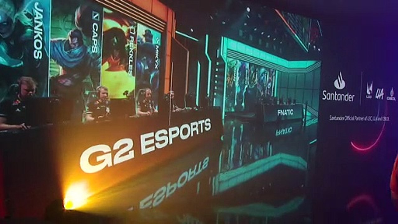 Banco Santander entra en los esports como patrocinador principal de League of Legends