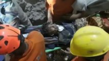 India, estratto vivo dopo quattro giorni bimbo caduto in un pozzo