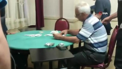 Derneğe kumar baskını