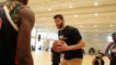 Milano, i giocatori Nba insegnano basket a figli di immigrati: "Fare sport è fare integrazione"