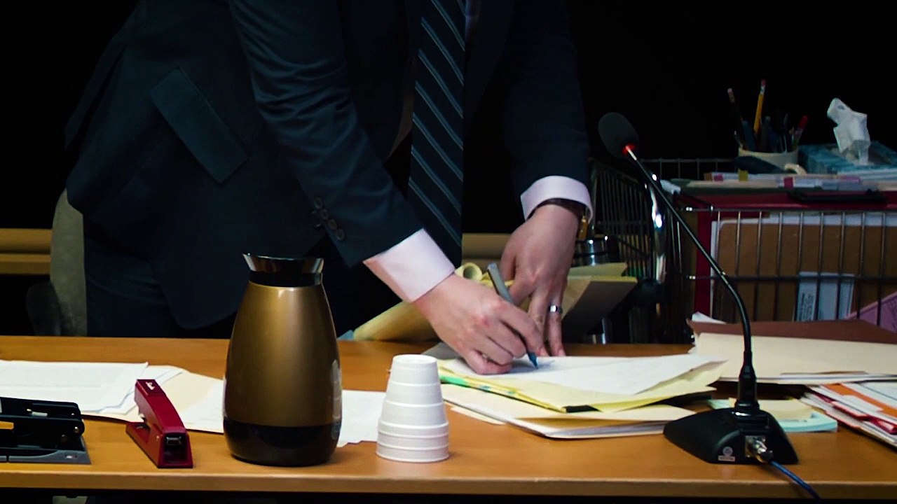 The Courtroom Trailer OV