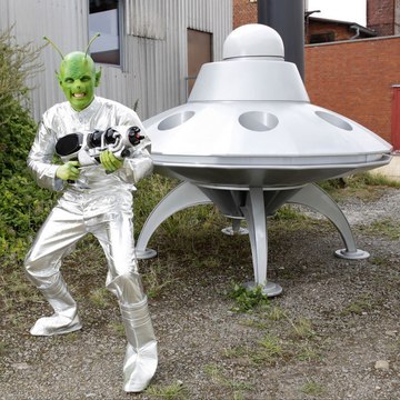 Astronom behauptet, Außerirdische seien durch Roboter ersetzt worden